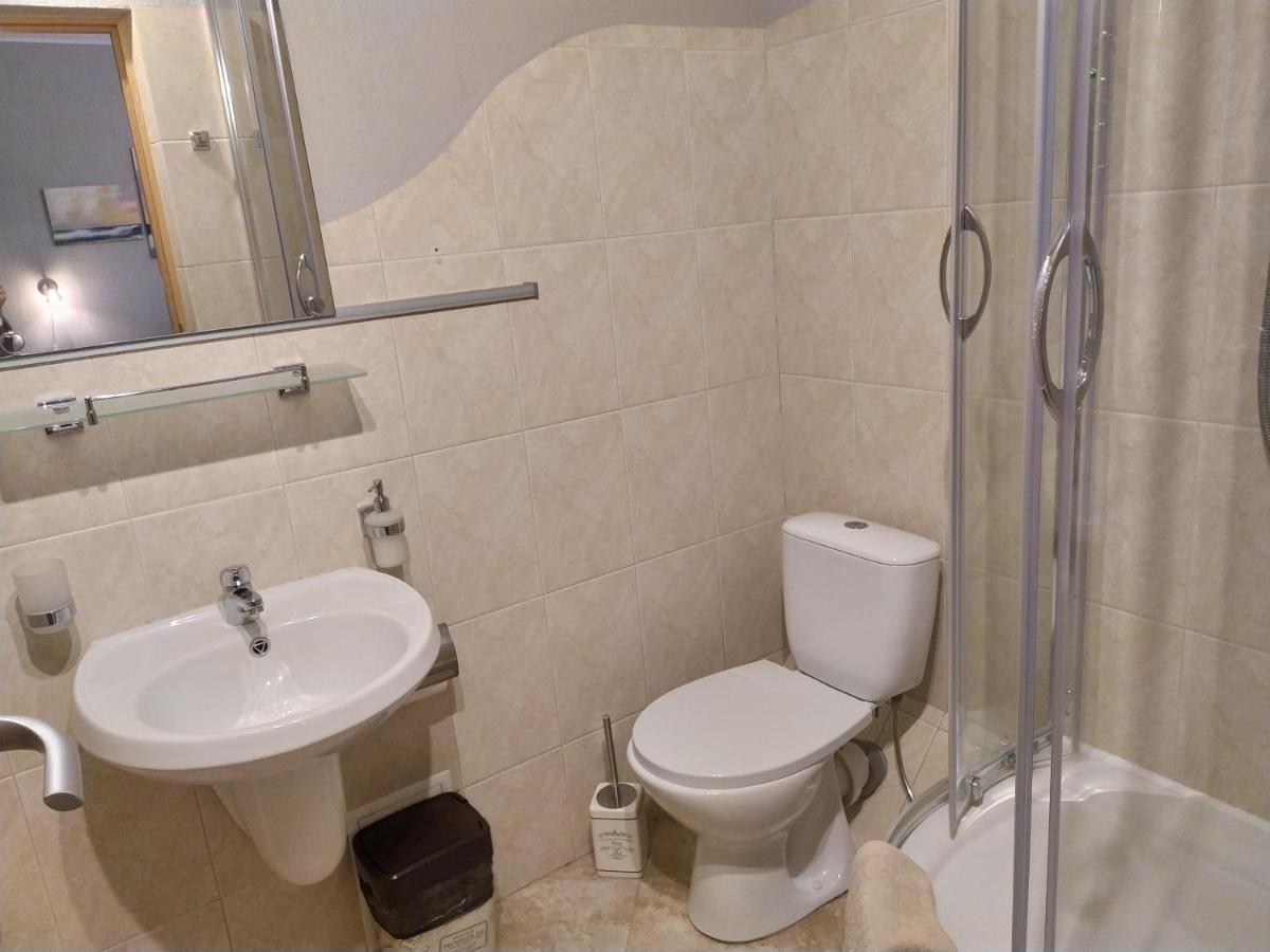 Great View Apartaments Near Lavra Kiev Exterior foto