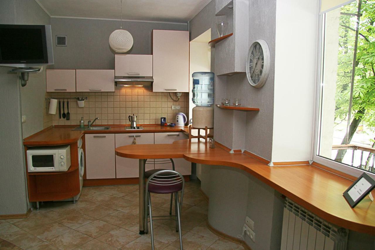 Great View Apartaments Near Lavra Kiev Exterior foto