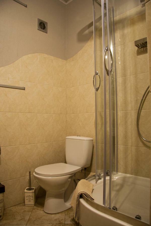Great View Apartaments Near Lavra Kiev Exterior foto
