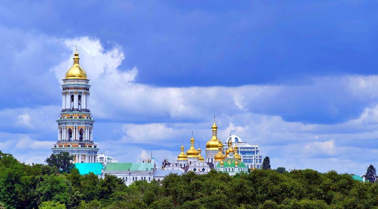 Great View Apartaments Near Lavra Kiev Exterior foto